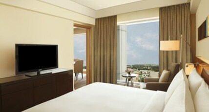 Hilton Chennai Room Type - King Executive Suite with Bathtub