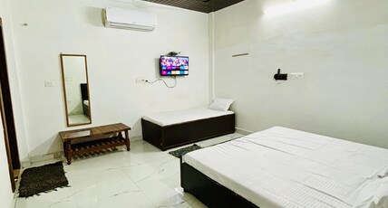 D.R. Guest House Room Type - Luxury