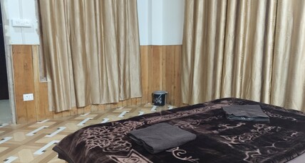 Shangarh JC Snow Valley Room Type - Deluxe double room 