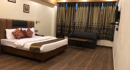 Green Tara Guest House Room Type - Deluxe Room