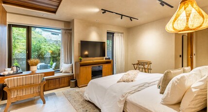 The Chestnut Grove Room Type - Premier room with pvt garden
