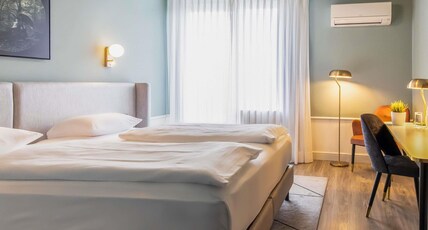 Mercure Hotel Pforzheim Room Type - Superior Room, Balcony - 1 Double Bed