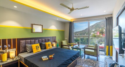 The Hosteller Rishikesh Ganges Room Type - Superior Double Room with Balcony
