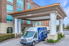 Holiday Inn Express and Suites North Charleston