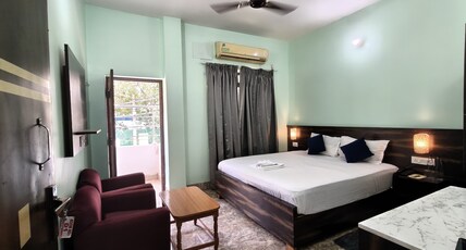 Hotel Manorama International Room Type - Deluxe Room