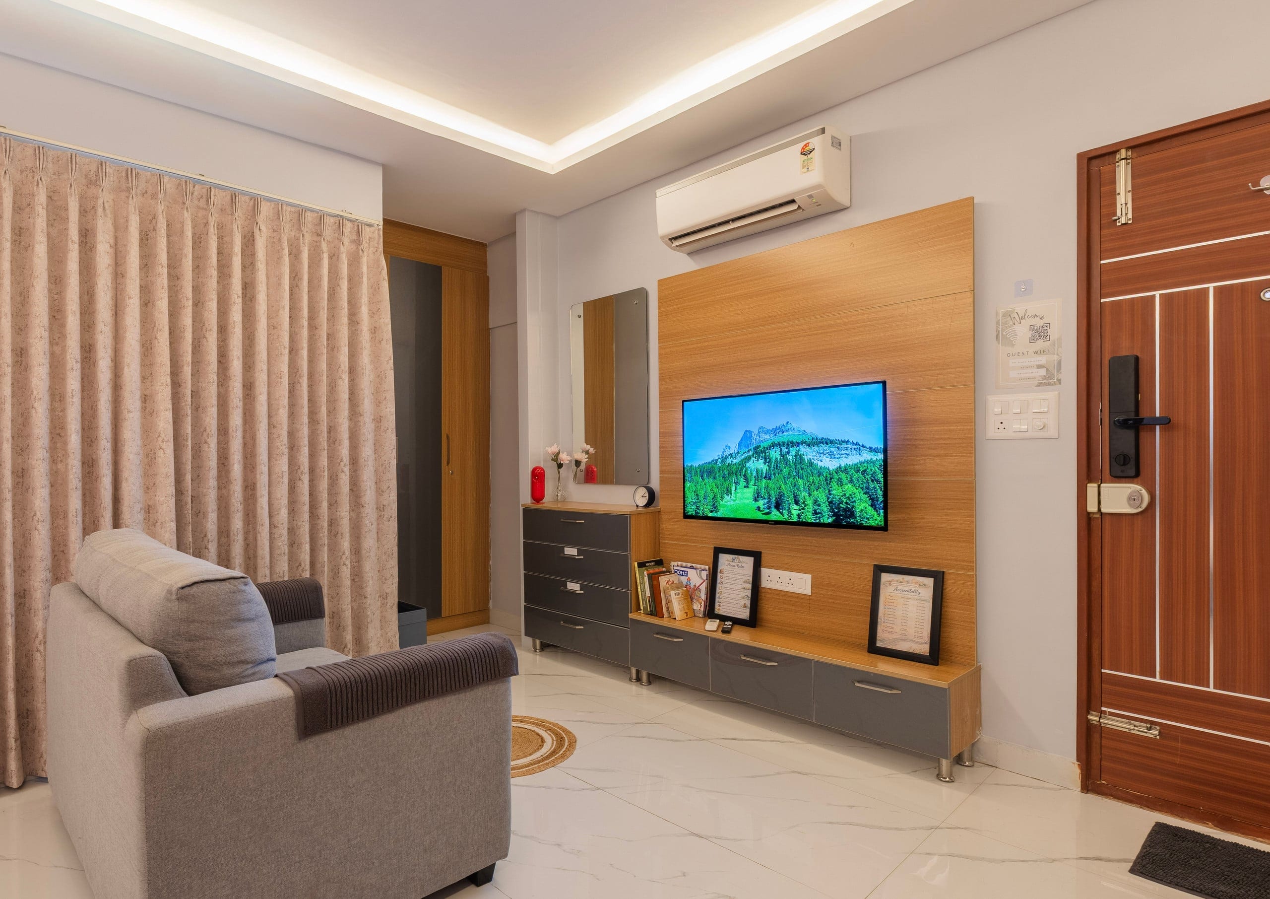 The Studio Apartment - Central Bangalore - Tap to explore photos