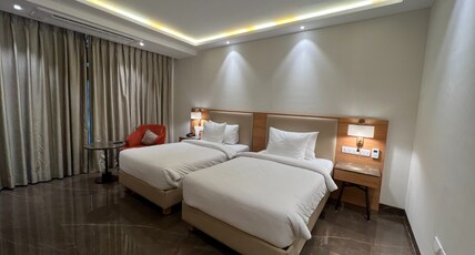 Hotel Pasricha Room Type - Deluxe Twin Room