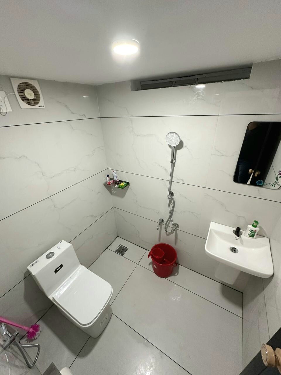 stream heaven, Pala - Tap to explore photos