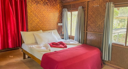 Snowhills Room Type - Bamboo Cottage With Pool View