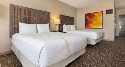 Hilton La Jolla Torrey Pines Room Type - 2 QUEEN HEARING ACCESSIBLE