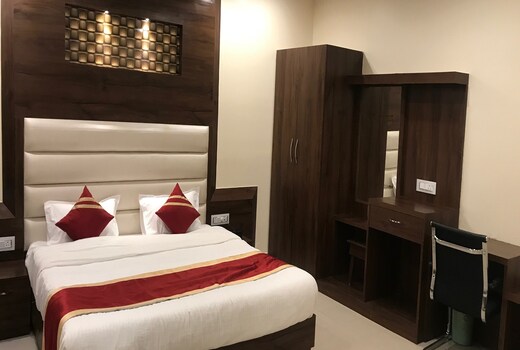 tirupati hotel
