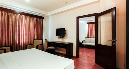Cochin Seaport Hotel Room Type - Suite room
