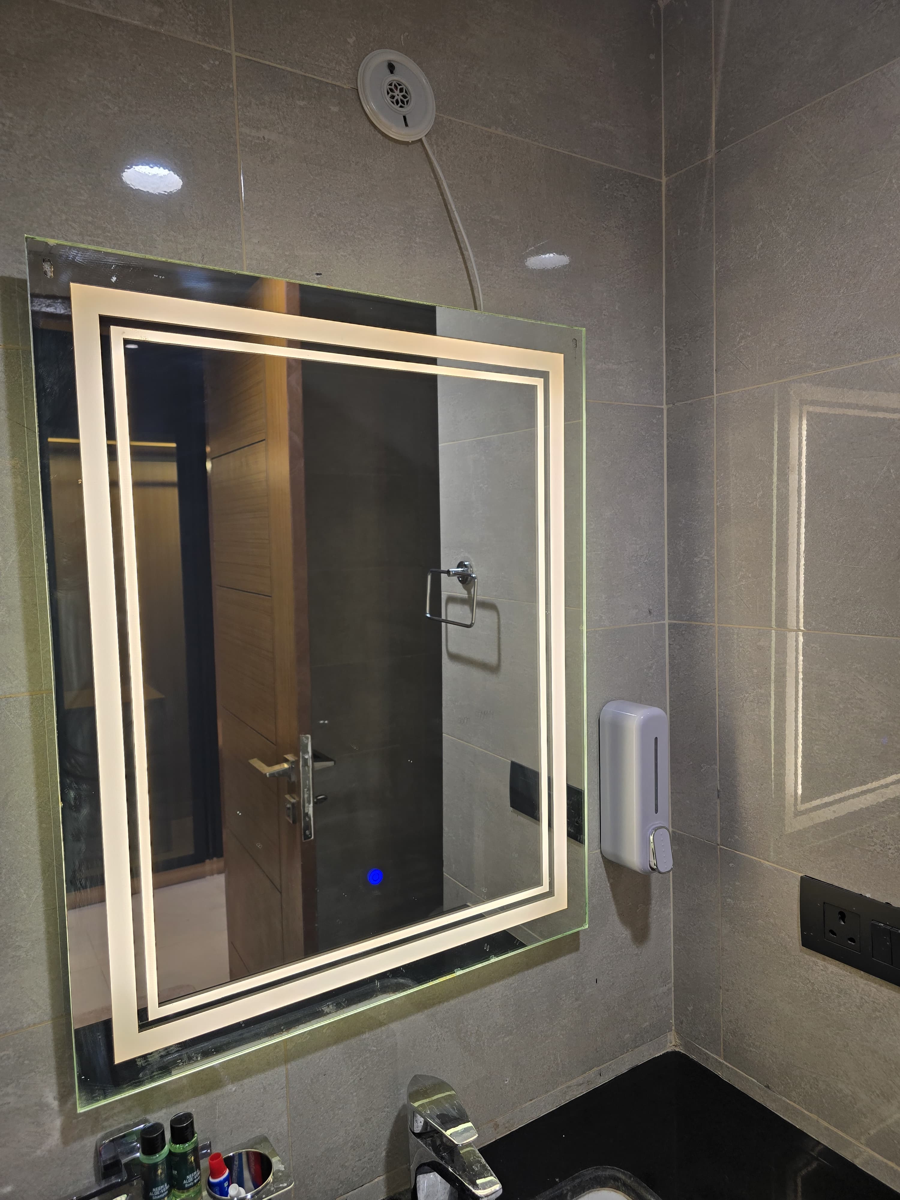 Tranquille Nest - Tap to explore photos