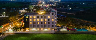 ECONEST HOTEL