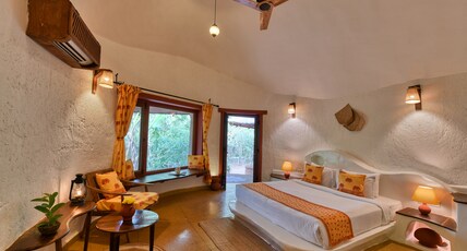 The Earth At Ranthambore Room Type - Ambar Villa with Open-To-Sky Shower