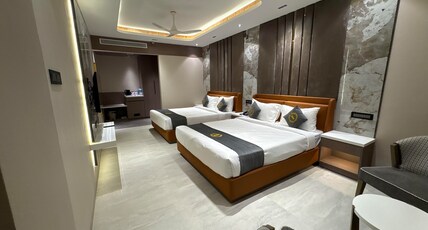 HOTEL IMPERIAL VIEW Room Type - Family Room With Two King Size Bed