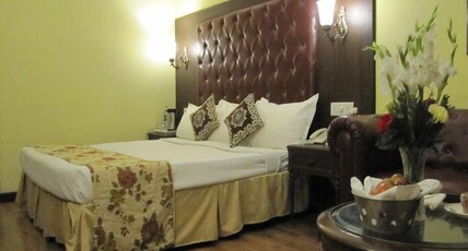 Hotel Ritz Plaza ( Mall Road ) Room Type - Suite room with Bathtub (1+1 on Select Beverages, Swimming Pool Available) Hotel Ritz Plaza ( Mall Road ) Room Type - Suite room with Bathtub (1+1 on Select Beverages, Swimming Pool Available)