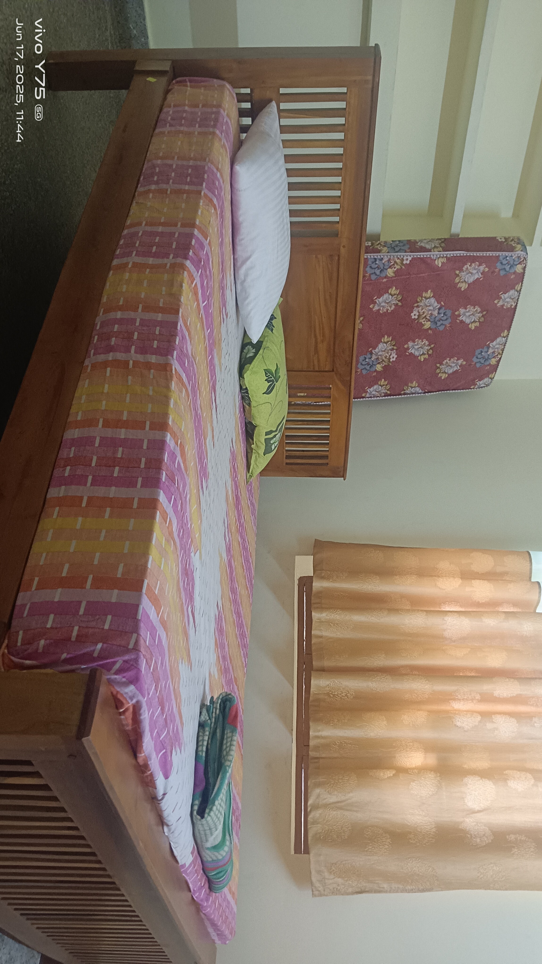 MH HOME STAY - Tap to explore photos