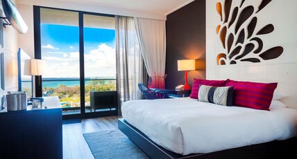 Kimpton SEAFIRE RESORT + SPA, an IHG hotel Room Type - One Bedroom Family Suite Premium Ocean View