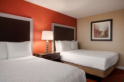 LaGuardia Plaza Hotel by Hilton