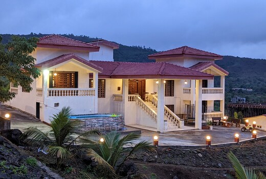 Colonial Styled Villa | Pool & Wi-Fi