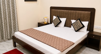 Shri Ram Janki Atithi Nivas Room Type - Deluxe Room (2 Adults + 1 Child) Shri Ram Janki Atithi Nivas Room Type - Deluxe Room (2 Adults + 1 Child)