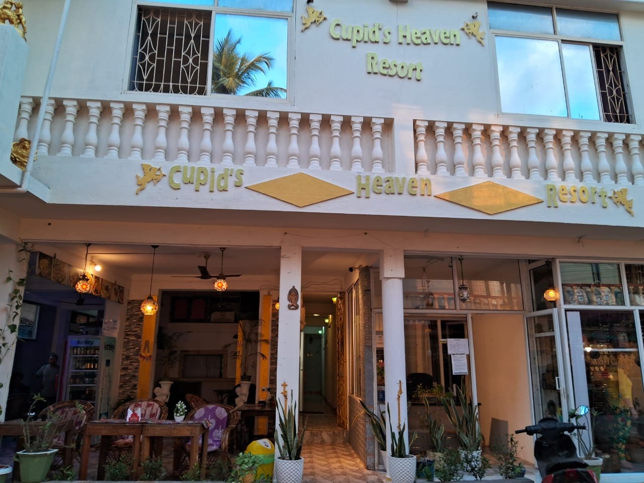 Cupid's Heaven Resort - Tap to explore photos