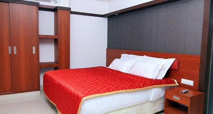 Amala's Residency Room Type - DELUXE SINGLE ROOM