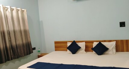 Shree ram guest house Room Type - Doublebed Deluxe Ac Room