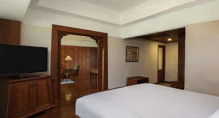 Pullman Phuket Karon Beach Resort Room Type - Superior Suite