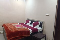 Hotel O LAXMI PAYING GUEST HOUSE