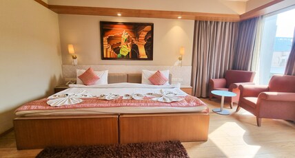 CRS Inn | A Premium Homestay Room Type - Premium Twin Room with Balcony