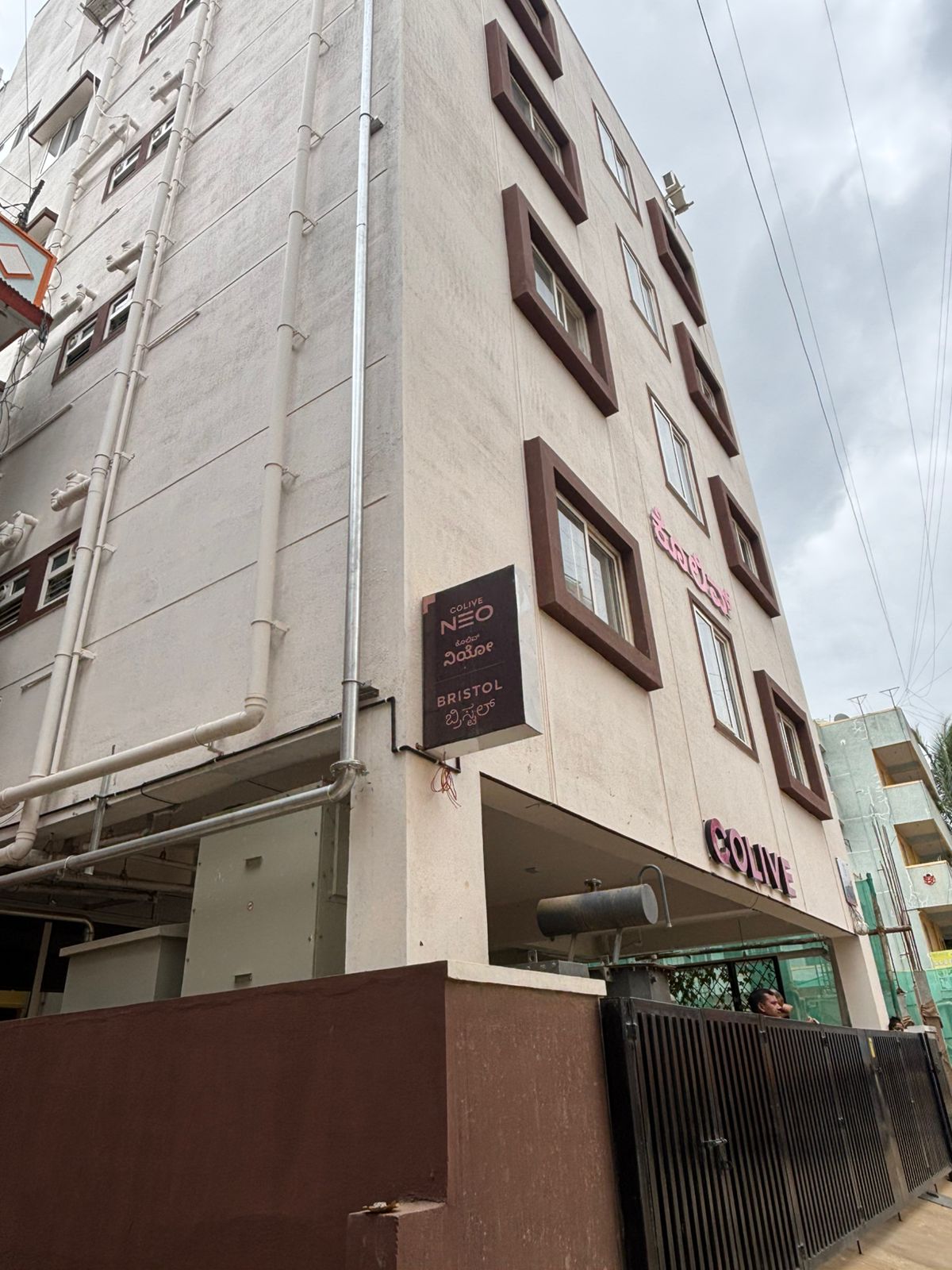 Bristol - Tap to explore photos