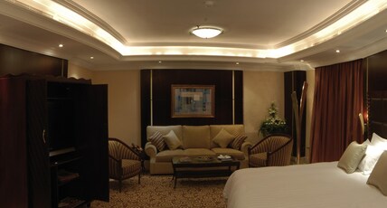 Movenpick Hotel Qassim Room Type - Amiri Suite