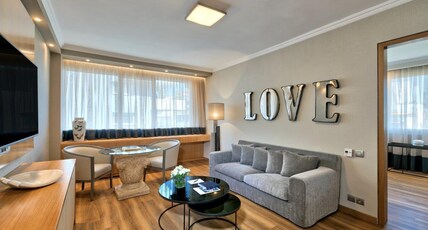 DIVANI CARAVEL Room Type - DIVINE SUITE