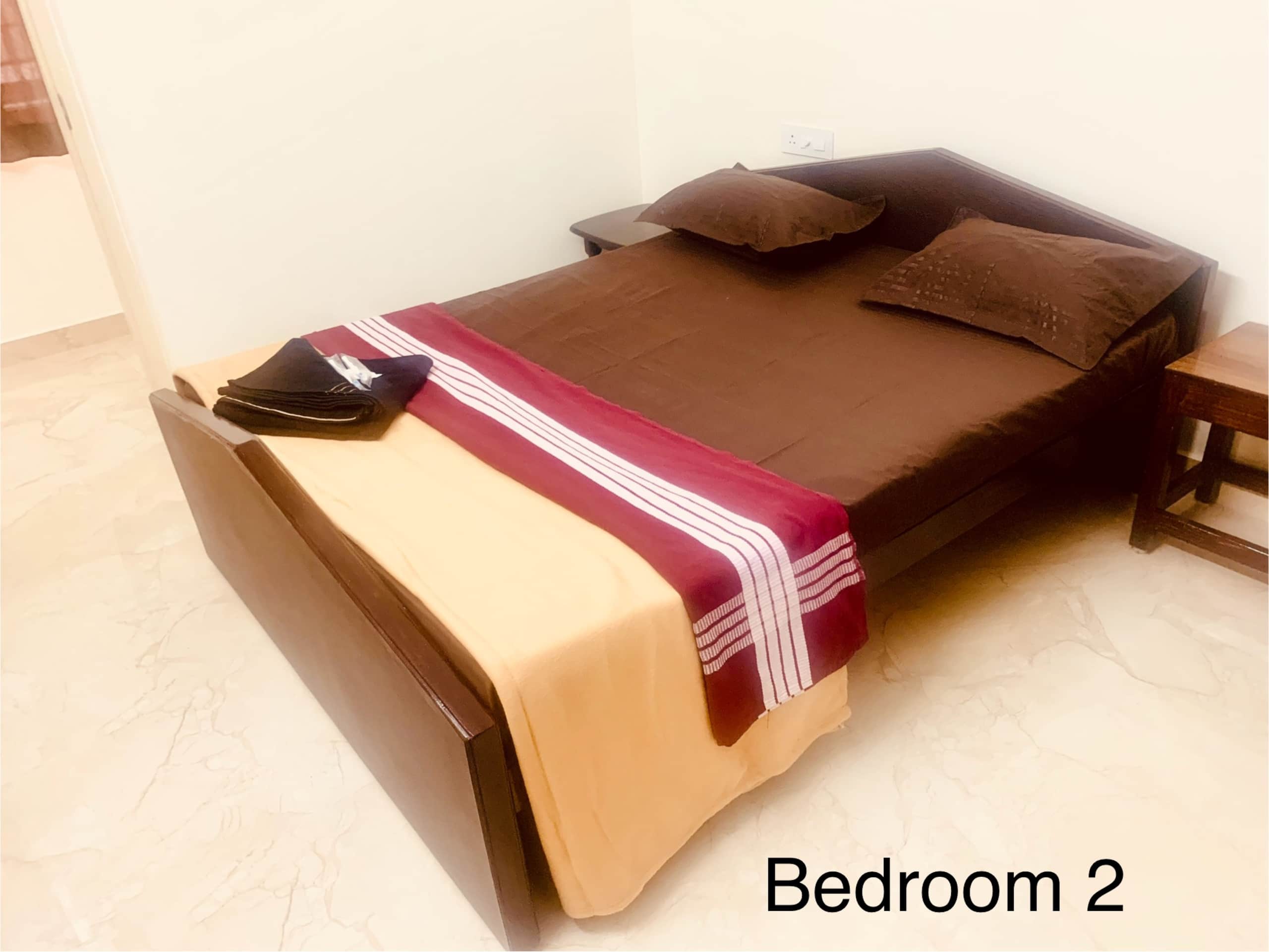 MAD4 - Spacious 2BHK at Madipakkam - Tap to explore photos