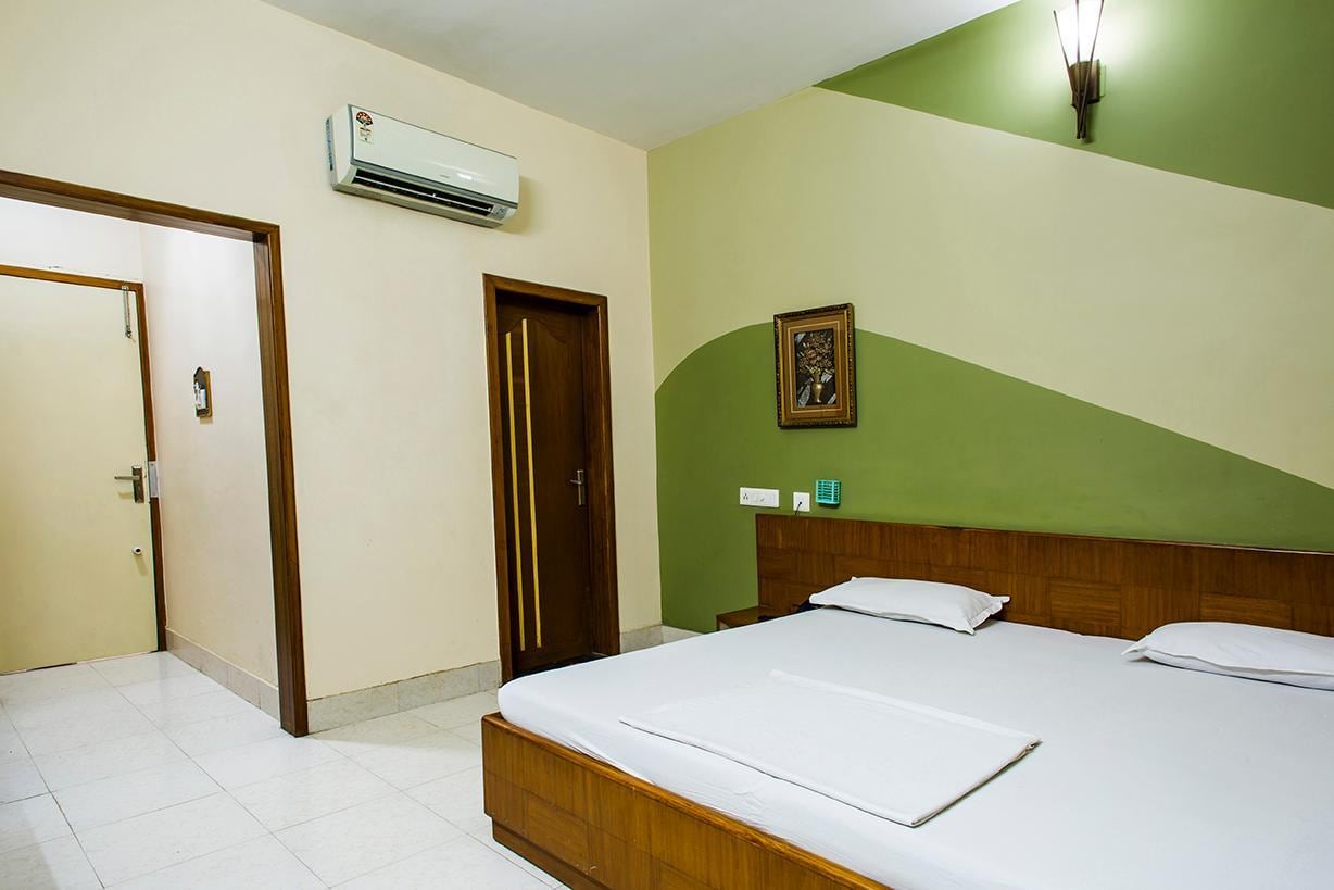 Hotel Manglam - Tap to explore photos