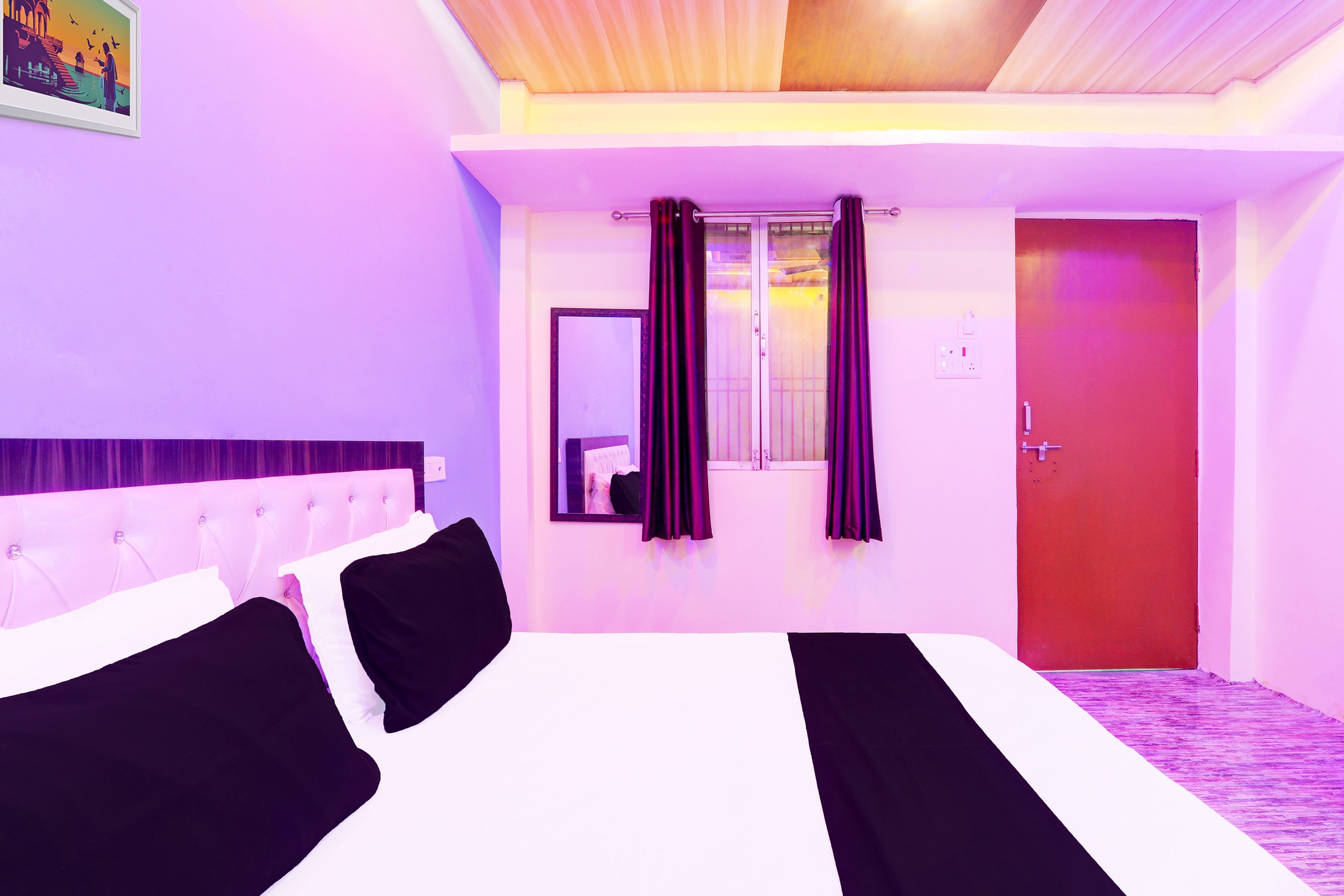 Hotel O SINGH GUEST HOUSE & RESTRO - Tap to explore photos