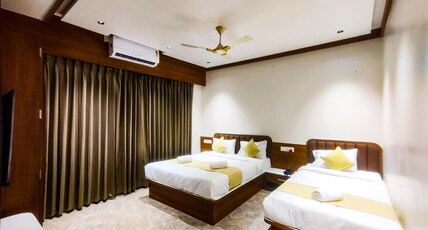 Hotel Narayanee Room Type - TRIPLE BED ROOM