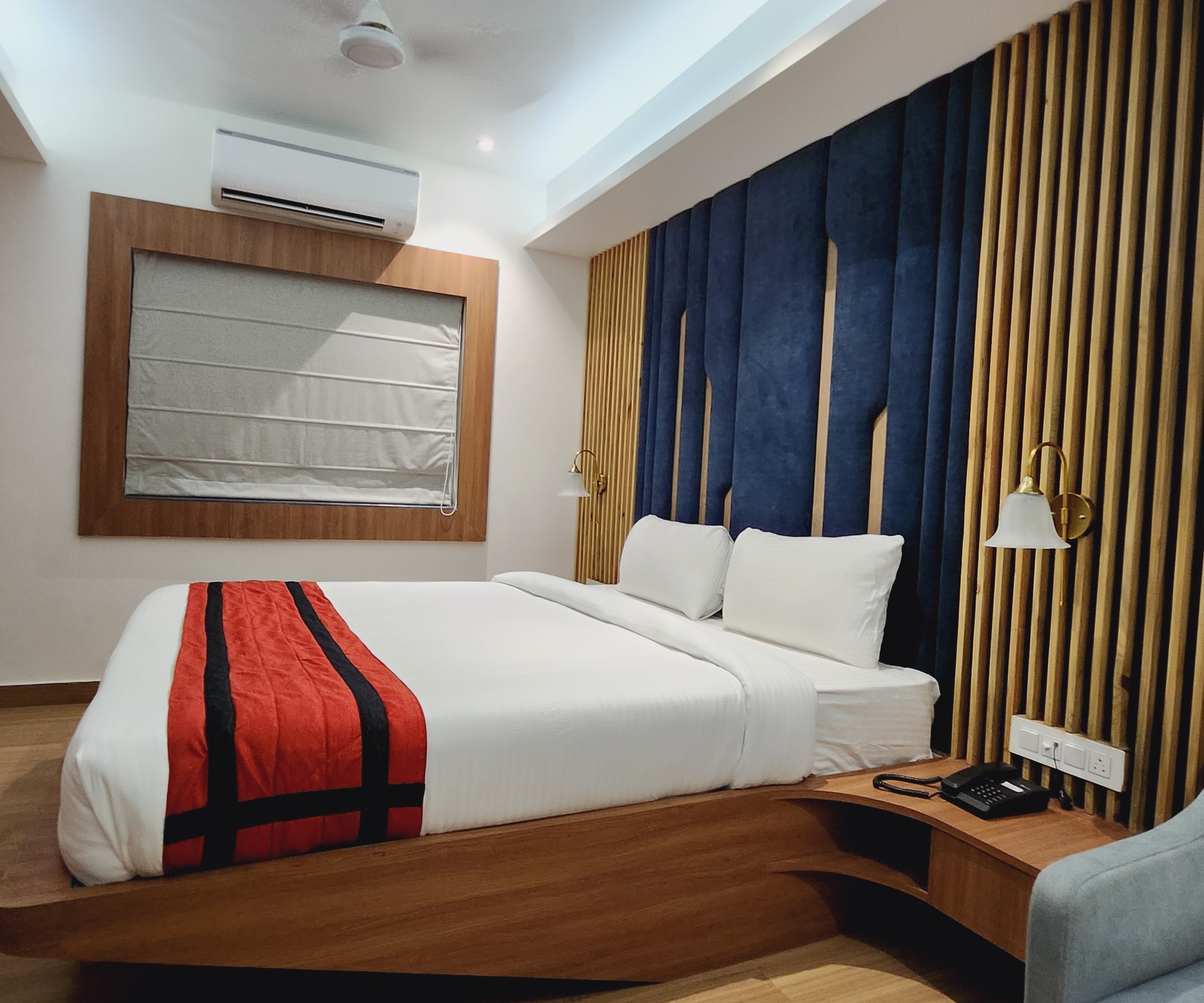 HOTEL PRAKASH RESIDENCY - Tap to explore photos