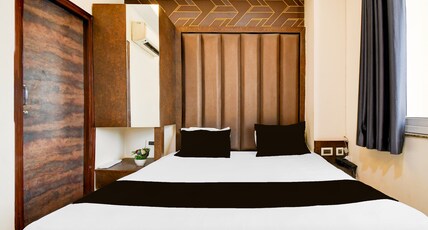 Hotel O Drishti Grand Room Type - Classic