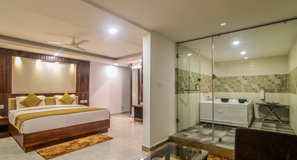 De Falcon Goa Beach Resorts Room Type - Luxury Room with Jacuzzi