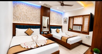 Hotel Shaurya Room Type - Super Deluxe Room