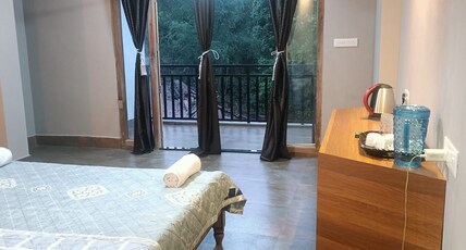 S.L Guest House Room Type - Double bed room