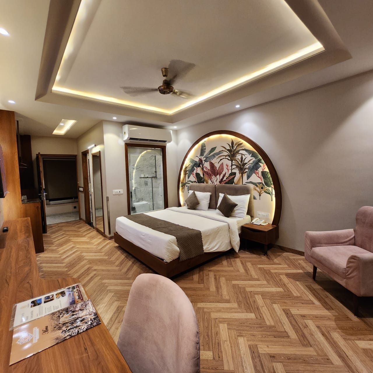 Alwar Vanyaevilas ( A Luxury Boutique Resort ) - Tap to explore photos