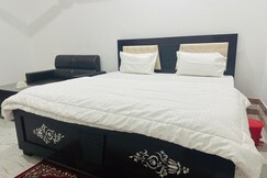 Hotel Sundaram Guest House