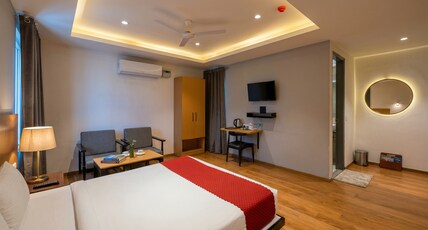 Yashobhoomi Expressway Hotel Grand Tashree Room Type - Super Deluxe Room