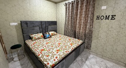sneham home stay Room Type - Deluxe Room with King Bed
