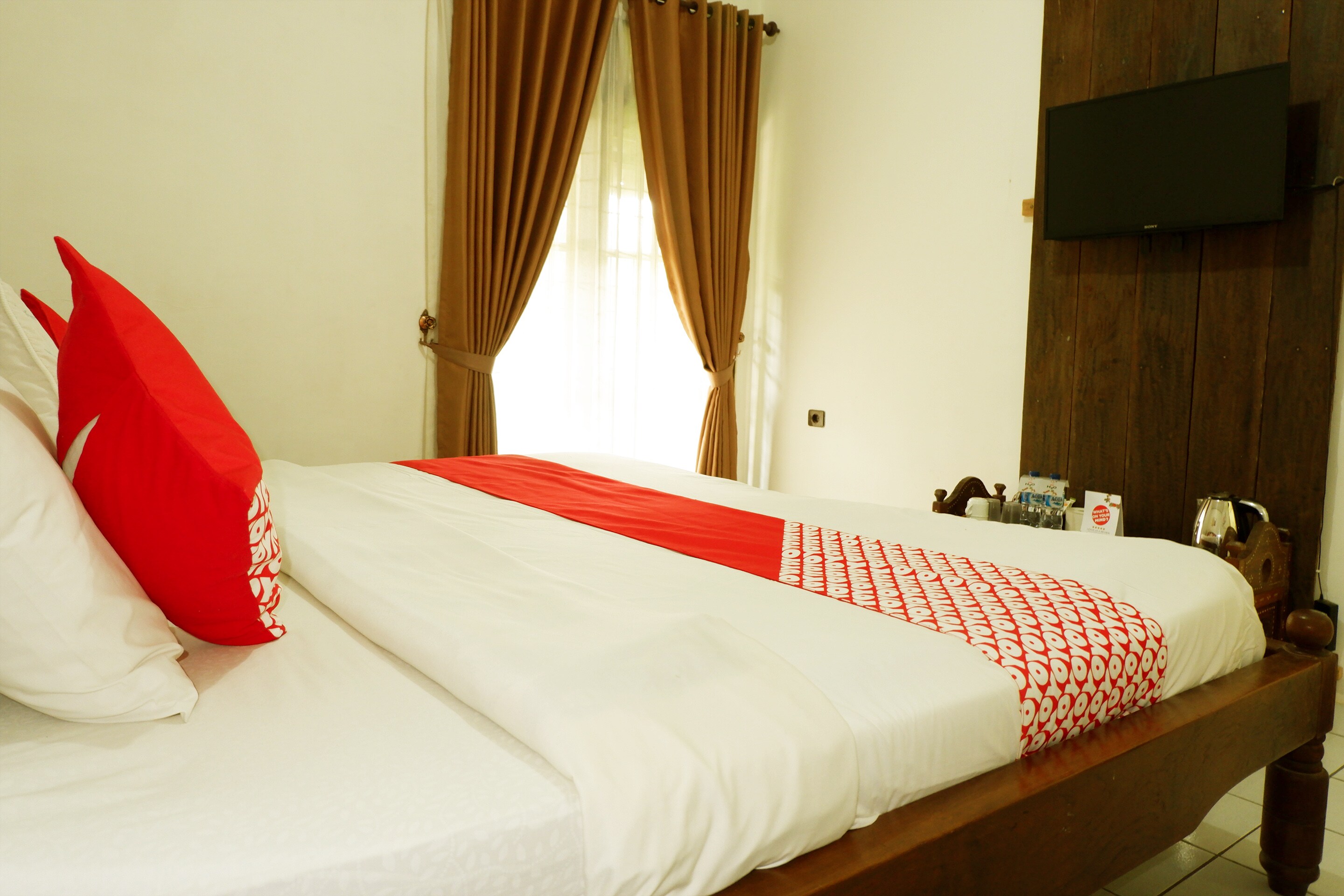 Hotel O Cemara's Homestay - Tap to explore photos