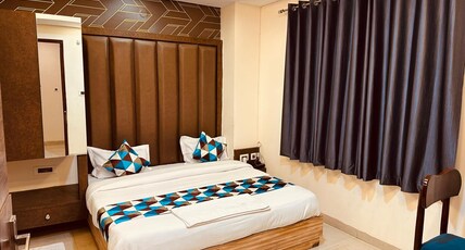 hotel drishti grand Room Type - LUXURY ROOMS